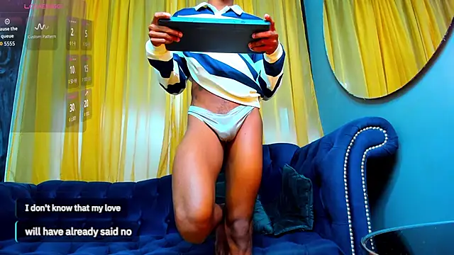 Snapshot of Ethan_Fox11 chatting on 05/08/26, 01:38 Ethan Fox11 online show from 05/08/26, 01:38