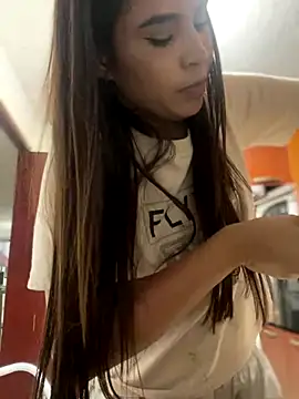 HaileyBaldwin online show from 12/08/24, 10:57