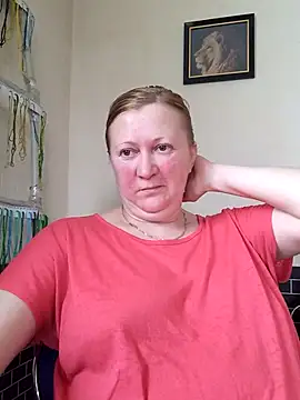Snapshot of blondyaguar chatting on 02/27/26, 02:28 blondyaguar online show from 02/27/26, 02:28