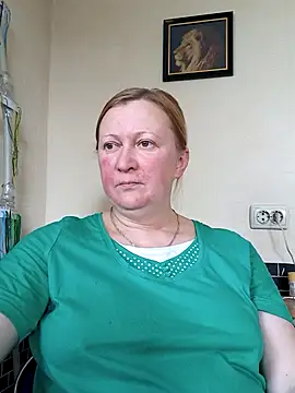 Snapshot of blondyaguar chatting on 04/02/26, 09:51 blondyaguar online show from 04/02/26, 09:51