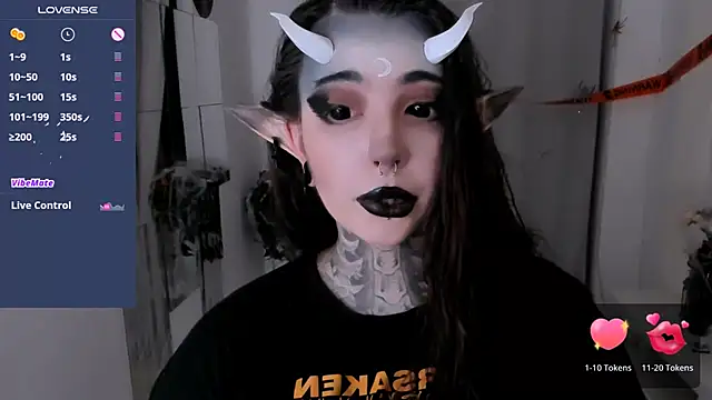 Dixi Pixi  online show from 10/26/25, 05:57