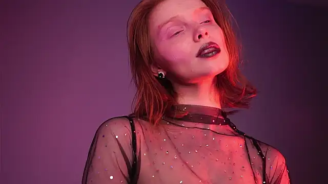 ginger hugs online show from 12/14/24, 04:12