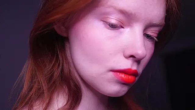 ginger hugs online show from 12/25/24, 10:05