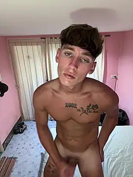 Hornyyoungstud123 online show from 07/08/26, 11:37