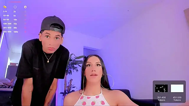 Snapshot of Pretty_Mariangel chatting on 03/03/25, 03:31 Pretty Mariangel online show from 03/03/25, 03:31