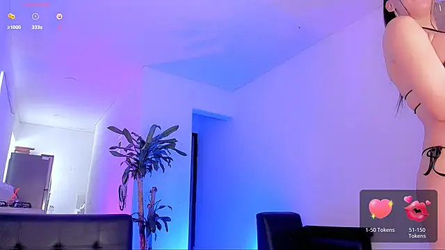 Snapshot of Pretty_Mariangel chatting on 03/05/25, 04:02 Pretty Mariangel online show from 03/05/25, 04:02