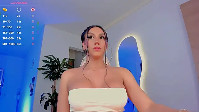 Snapshot of Pretty_Mariangel chatting on 10/02/25, 09:16 Pretty Mariangel online show from 10/02/25, 09:16