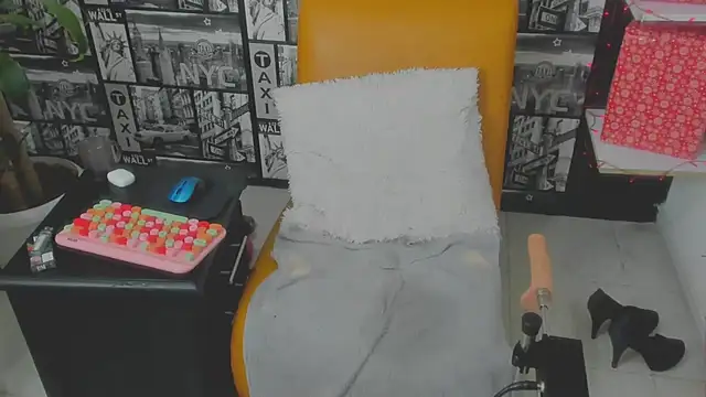 BrendaSex Hot online show from 12/30/24, 10:45