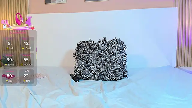 EmilyWalker11 online show from 03/10/25, 04:17