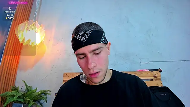 french sexx online show from 01/05/25, 01:24