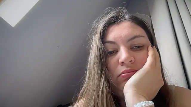 Snapshot of Annabellka chatting on 09/16/25, 11:22 Annabellka online show from 09/16/25, 11:22