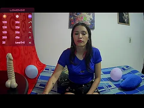 Hanha00 online show from 01/11/25, 12:33