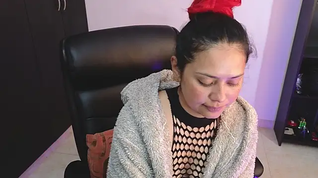 moniquered online show from 09/09/25, 02:38