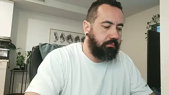 Snapshot of Agramarrbrazil chatting on 12/15/25, 06:12 Agramarrbrazil online show from 12/15/25, 06:12