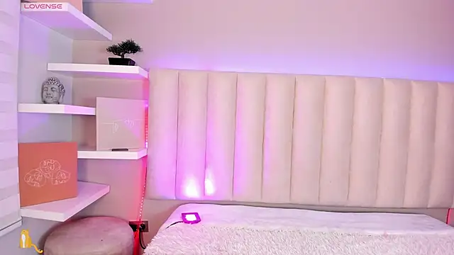 Sally  Walker online show from 11/20/25, 03:07