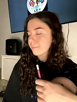 Kimi Ass online show from 10/26/25, 02:06