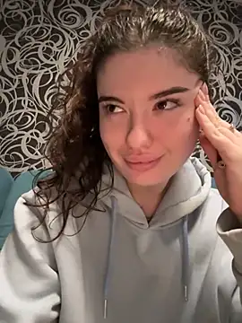 Kimi Ass online show from 11/02/25, 12:35