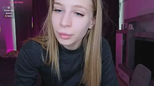Snapshot of Elis_Fox chatting on 03/17/26, 11:02 Elis Fox online show from 03/17/26, 11:02