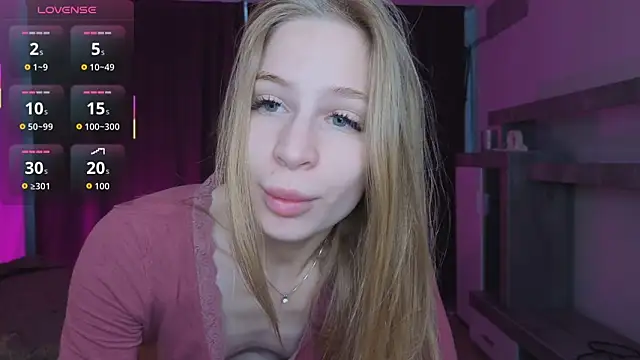 Snapshot of Elis_Fox chatting on 03/24/26, 05:01 Elis Fox online show from 03/24/26, 05:01