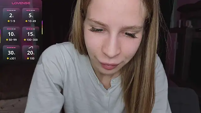 Snapshot of Elis_Fox chatting on 04/14/26, 11:05 Elis Fox online show from 04/14/26, 11:05