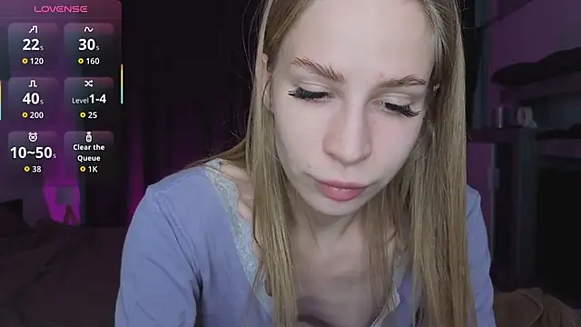 Snapshot of Elis_Fox chatting on 04/18/26, 11:03 Elis Fox online show from 04/18/26, 11:03