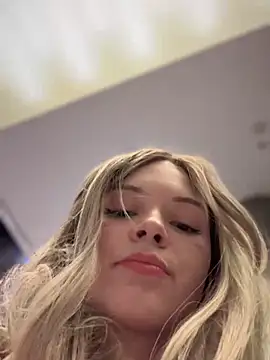 Snapshot of Times__Square chatting on 12/14/24, 06:02 Times Square online show from 12/14/24, 06:02