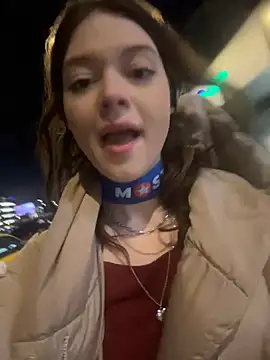 Snapshot of Times__Square chatting on 01/12/25, 04:10 Times Square online show from 01/12/25, 04:10