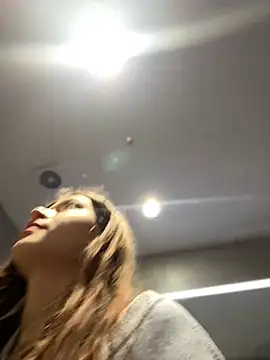 Snapshot of Times__Square chatting on 01/17/25, 07:08 Times Square online show from 01/17/25, 07:08