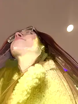 Snapshot of Times__Square chatting on 02/26/25, 05:31 Times Square online show from 02/26/25, 05:31