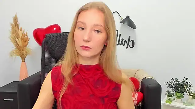 LolaWilsons online show from 02/14/25, 06:23