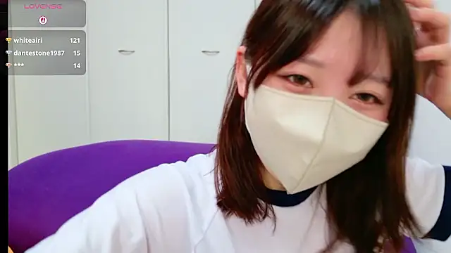 Snapshot of sara-a-jp chatting on 01/13/26, 03:23 sara-a-jp online show from 01/13/26, 03:23
