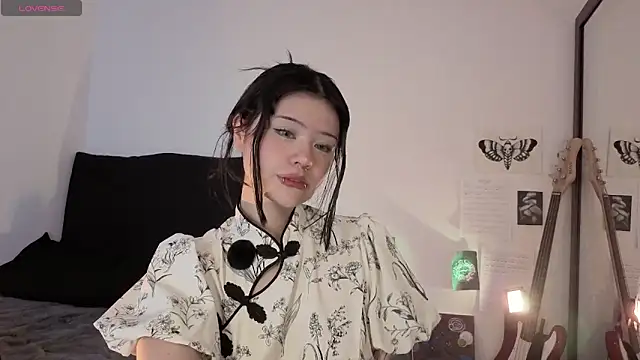 Snapshot of sweet_soup chatting on 05/18/26, 11:43 sweet soup online show from 05/18/26, 11:43
