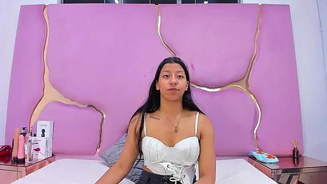 VaneLin18 online show from 09/22/25, 11:40