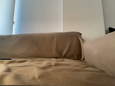 khaaleesiii online show from 10/29/25, 08:27