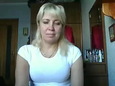 IrinaB1 online show from 09/23/25, 05:21