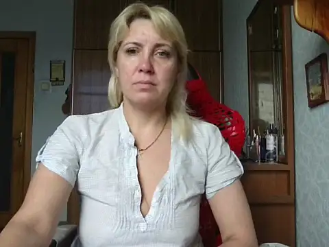 IrinaB1 online show from 06/22/26, 06:32