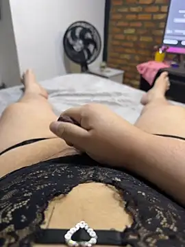 valenthottie online show from 07/07/26, 08:24