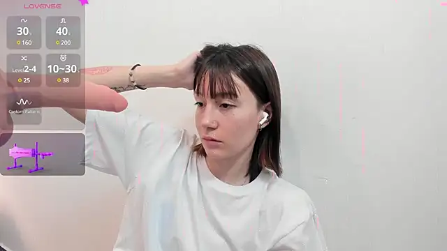 lizzy davis 1 online show from 02/28/25, 03:48