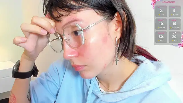 lizzy davis 1 online show from 10/02/25, 04:08