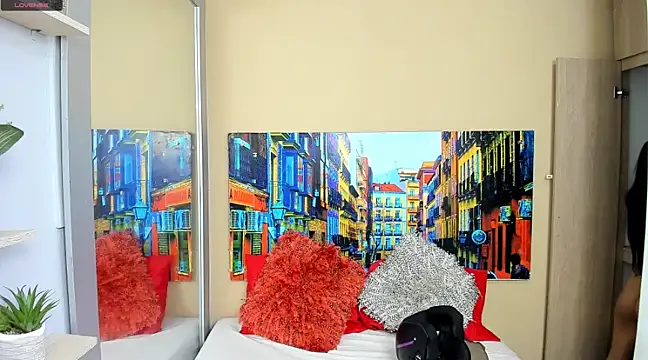 CristalLoren online show from 01/24/25, 11:37