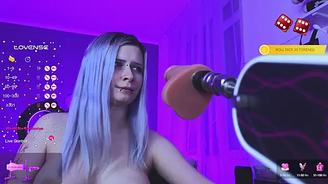 Snapshot of SpectraSirens chatting on 02/18/25, 12:48 SpectraSirens online show from 02/18/25, 12:48