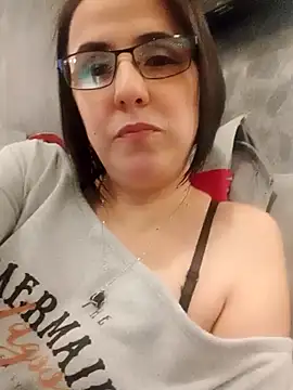 IsisBlake online show from 12/27/24, 12:18