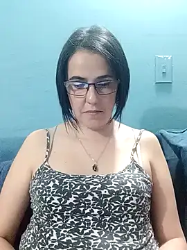 IsisBlake online show from 01/07/25, 12:45