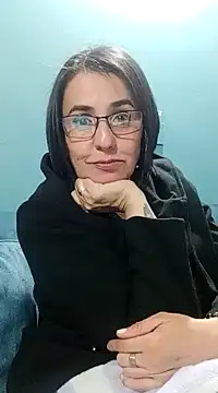 IsisBlake online show from 01/10/25, 12:17