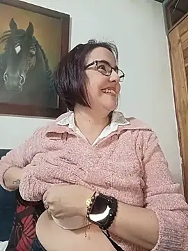 IsisBlake online show from 05/19/26, 02:07