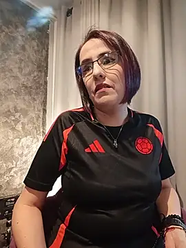 IsisBlake online show from 06/23/26, 09:57