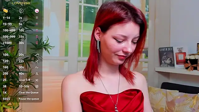 Snapshot of pretty_little_thing chatting on 02/06/25, 12:05 pretty little thing online show from 02/06/25, 12:05