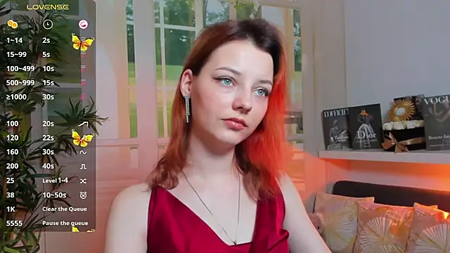 Snapshot of pretty_little_thing chatting on 03/03/25, 07:17 pretty little thing online show from 03/03/25, 07:17