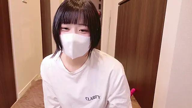 Mia--meow online show from 12/04/24, 11:41