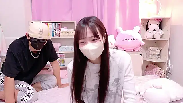 Mia--meow online show from 10/06/25, 01:19